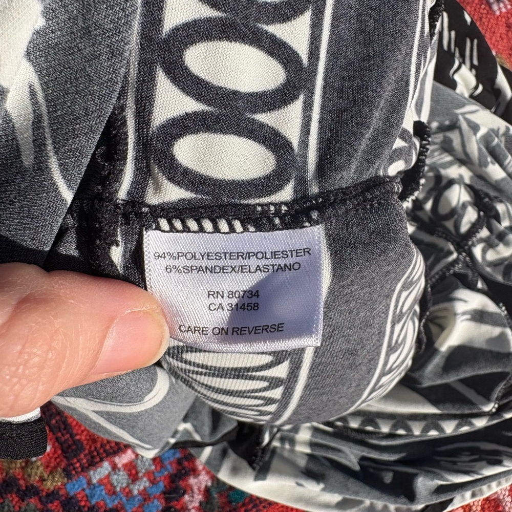 Bcbgmaxazria Monochrome Patterned Shift Dress - image 4